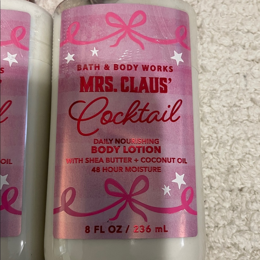 NEW - Bath & Body Works- Mrs. Claud’ Cocktail - Picture 2 of 3